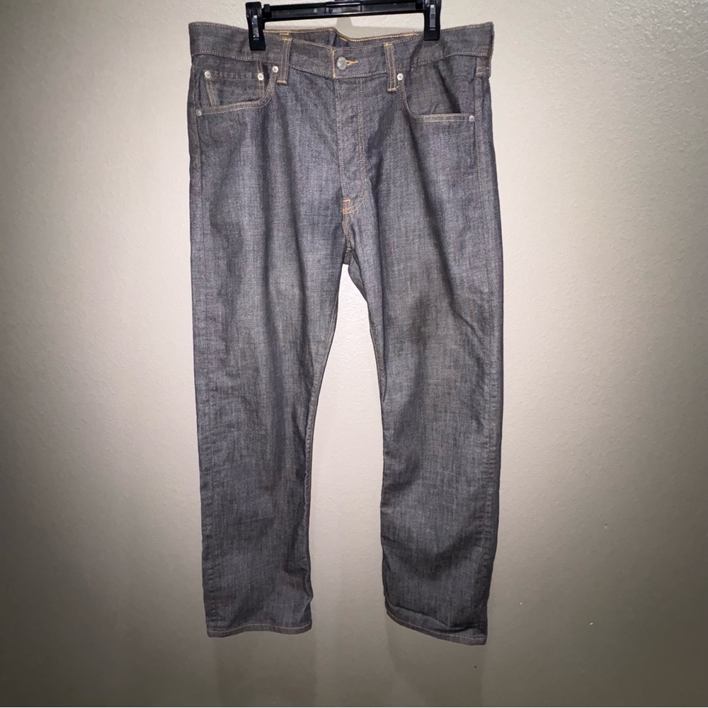 Men's silver/gray Levi’s classic jeans 👖